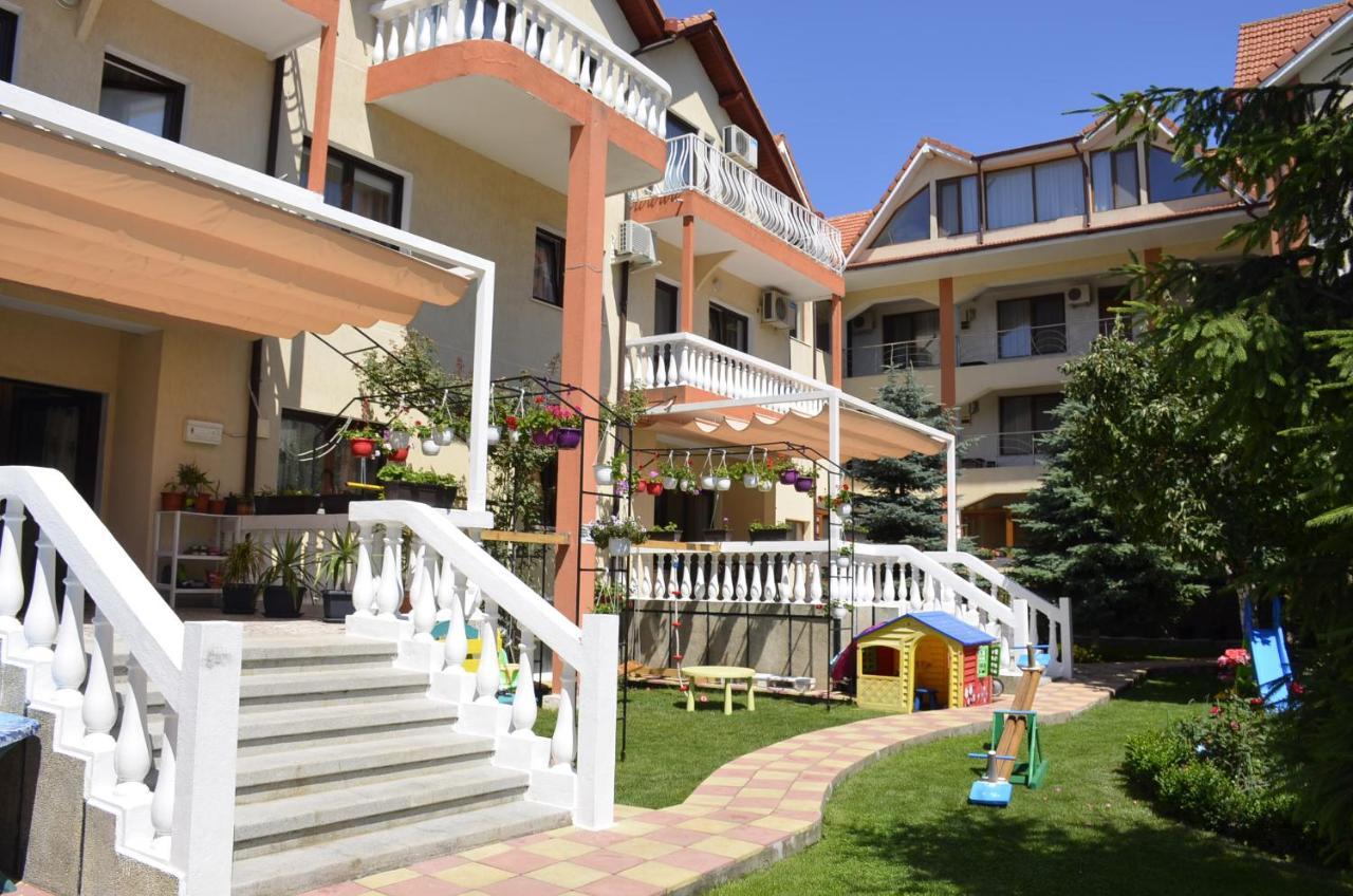 Complex Marinn Costinesti Exterior photo